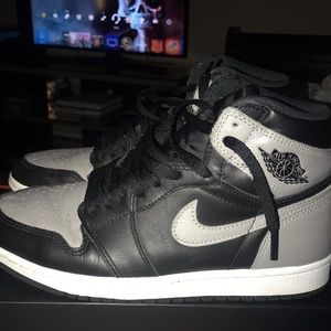 Air Jordan shadows size 8